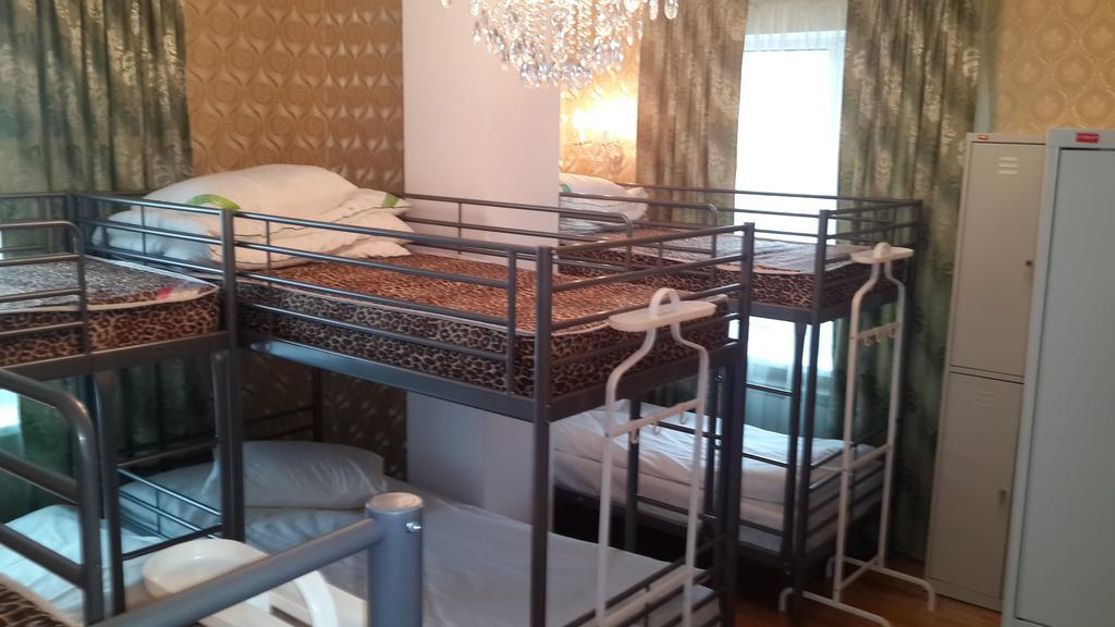 Triumph Astana Hostel 阿斯坦纳 客房 照片