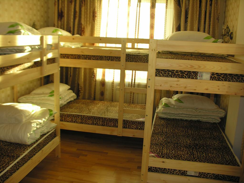 Triumph Astana Hostel 阿斯坦纳 客房 照片