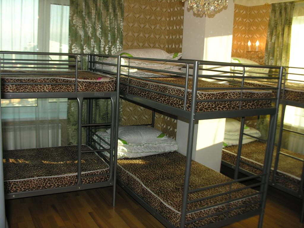 Triumph Astana Hostel 阿斯坦纳 客房 照片
