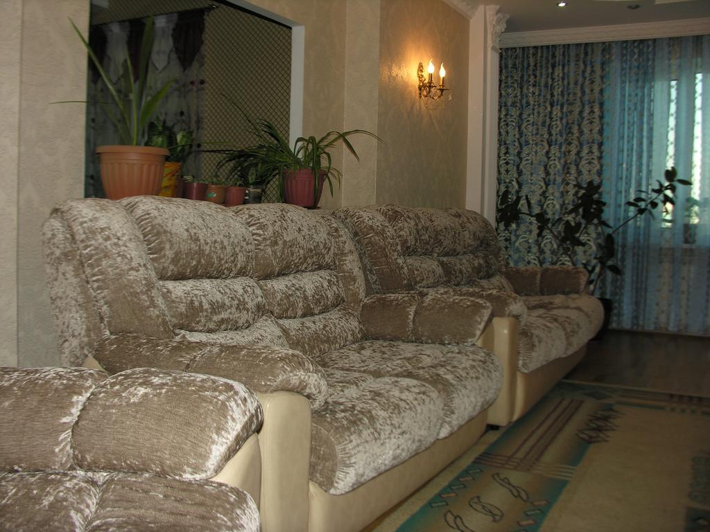 Triumph Astana Hostel 阿斯坦纳 外观 照片