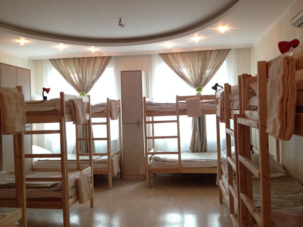 Triumph Astana Hostel 阿斯坦纳 客房 照片